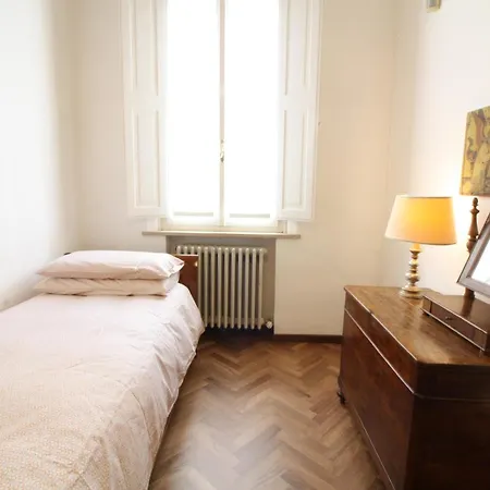 公寓 Palazzo 1500 Frescobaldi - Piano Nobile X 5 - A Casa Di Alfonso 费拉拉