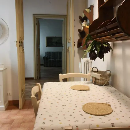 Palazzo 1500 Frescobaldi - Piano Nobile X 5 - A Casa Di Alfonso 公寓 费拉拉